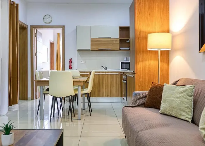 Lovely 2bed Near Balluta Bay & Cafes * Kappara