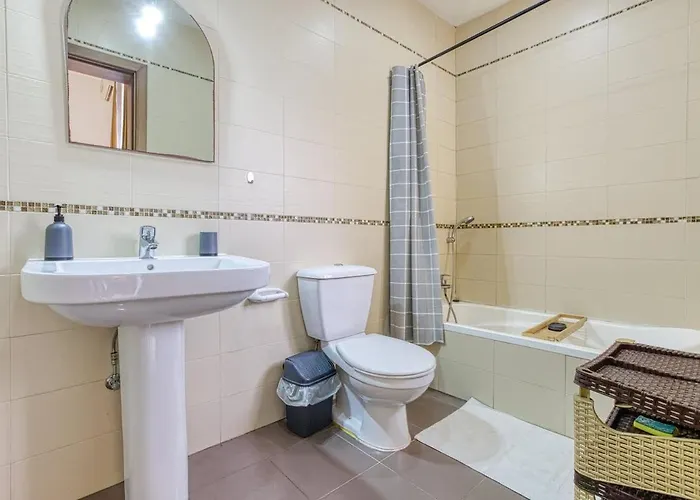 Lovely 2bed Near Balluta Bay & Cafes Апартаменты Kappara